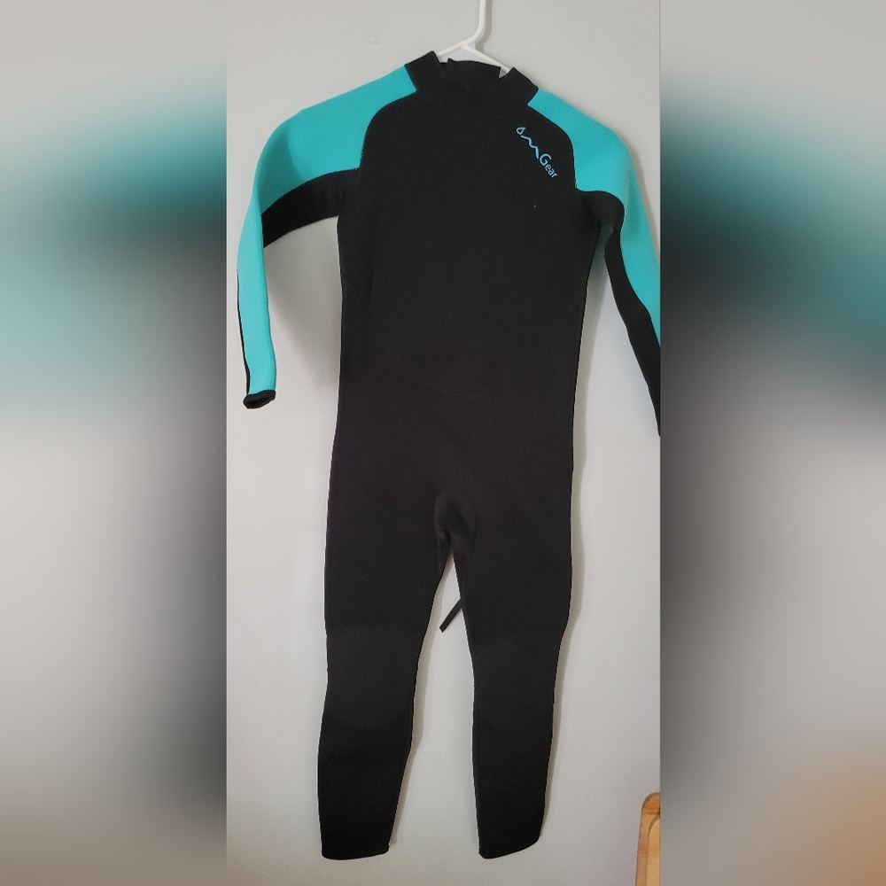 OMGear Wetsuit Kids 12 3mm Neoprene Dive Snorkeling Dive Wet Suit Black And Blue